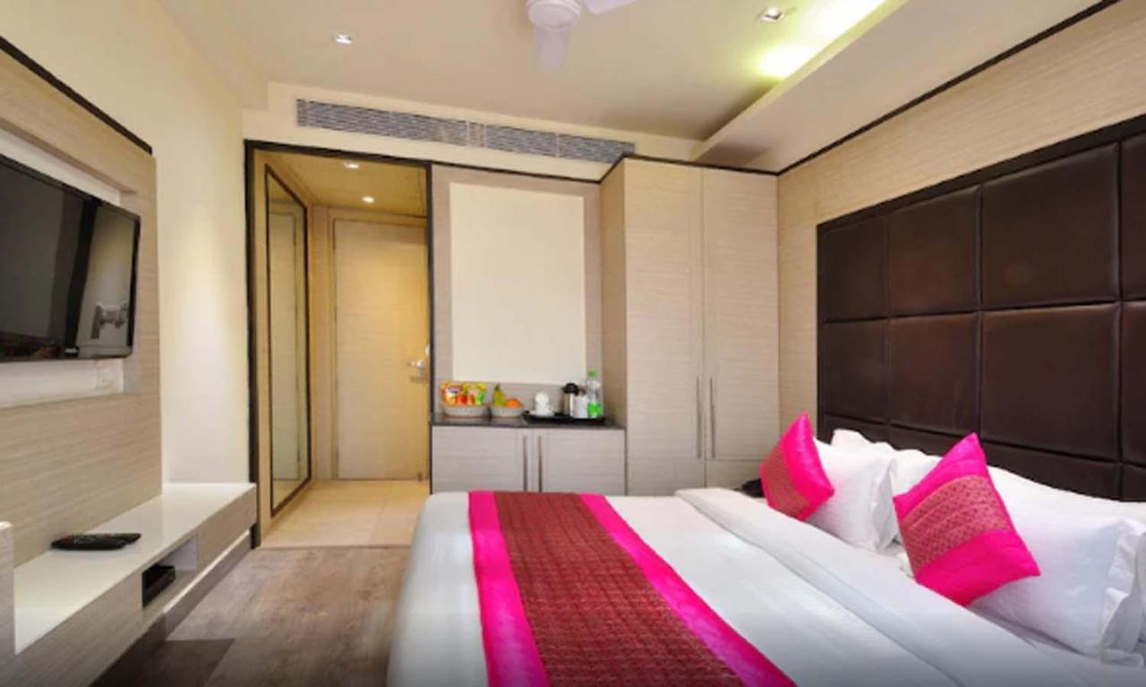 Royal Grand - Opposite Axis Bank East Patel Nagar 3* New Delhi